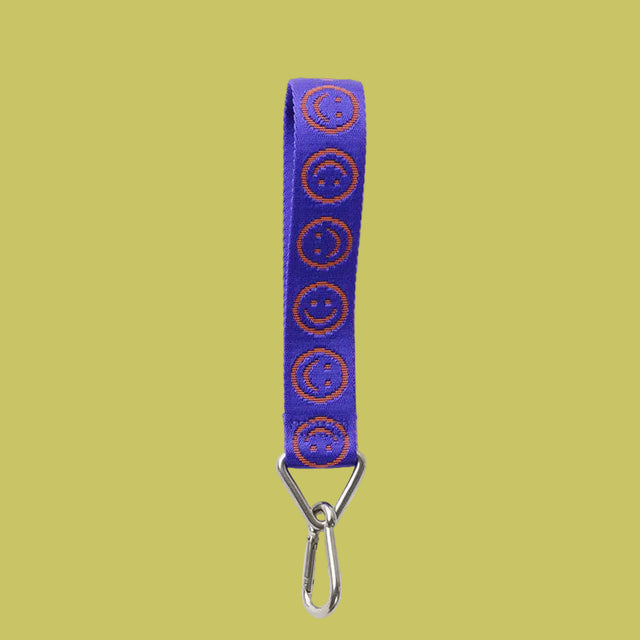 Baggu Logo Keychain Lapis Happy