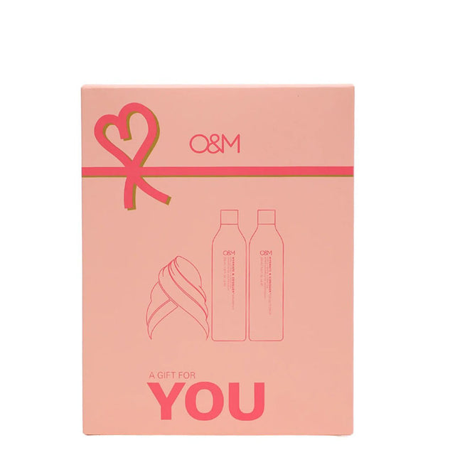O&M A Gift for You Hydrate & Conquer Gift Pack