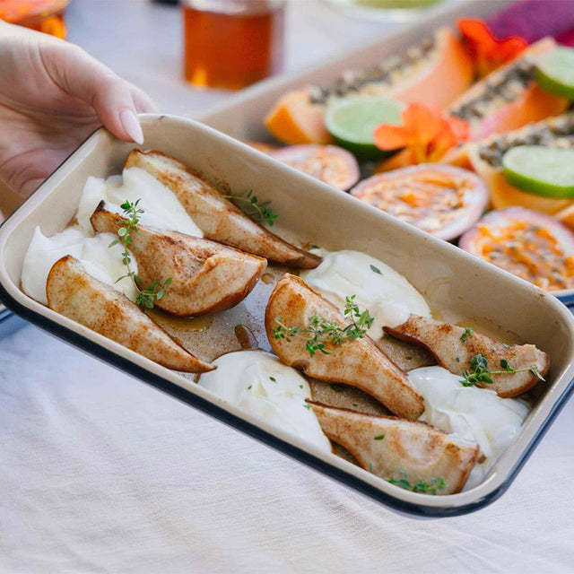 Seed & Sprout Enamel Baking Tray Set