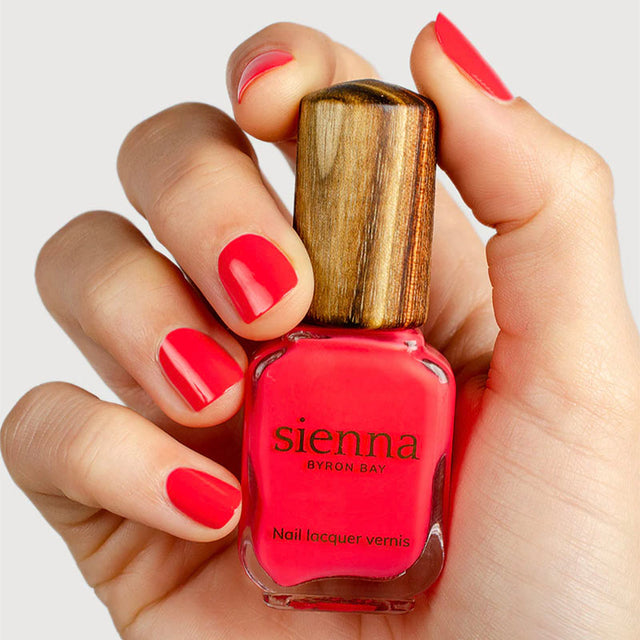 Sienna Nail Polish Kiss