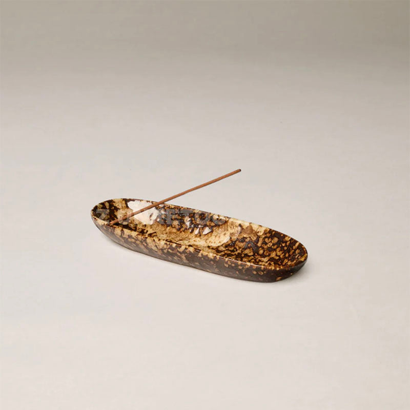 This is Incense The Collector Ceramic Holder Chocolate