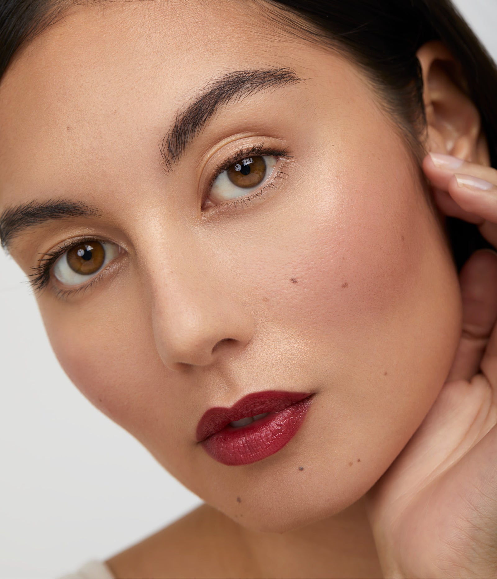 Aleph Cheek/Lip Tint model Crush