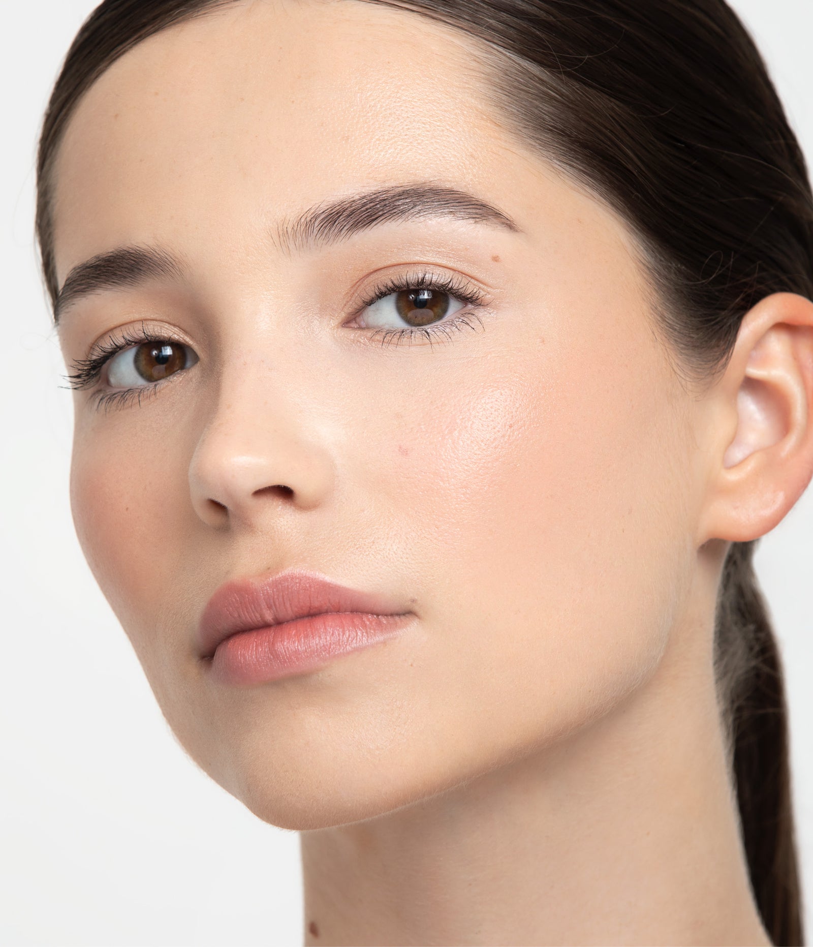 Aleph Concealer/Foundation 1.5 model