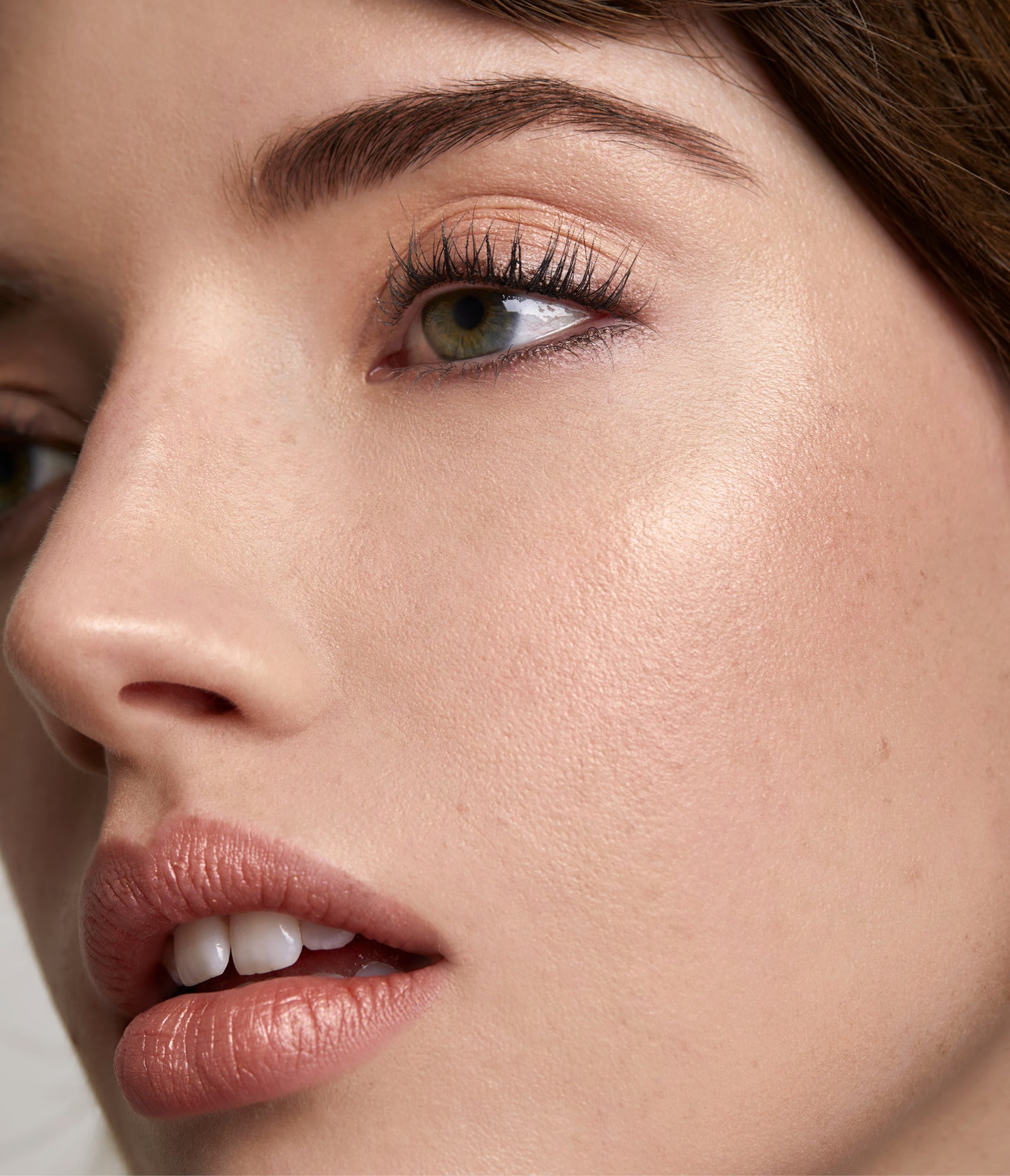 Aleph Radiance Balm model Moon