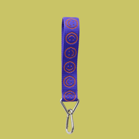 Baggu Logo Keychain Lapis Happy