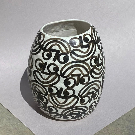 Rittle King Smiley Vase