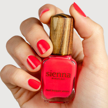 Sienna Nail Polish Kiss