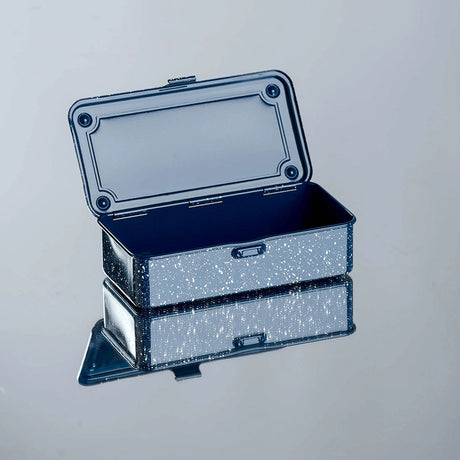 Toyo Trunk Shape Toolbox T-190 interior