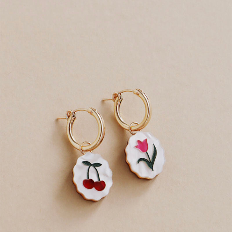 Wolf &amp; Moon Tulip &amp; Cherry Hoops