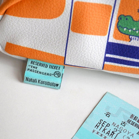 Natali Koromoto The Passengers Pouch details
