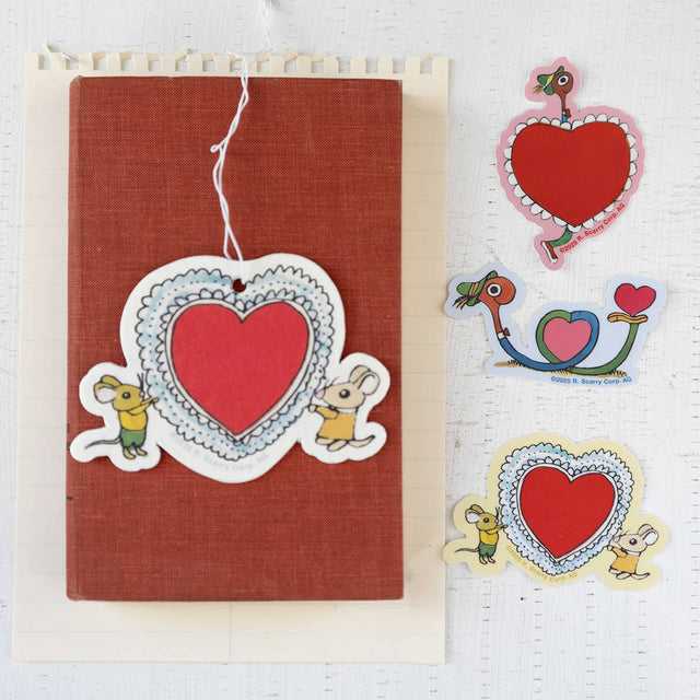 3P4 x Richard Scarry® Valentine - Mice Heart Sticker